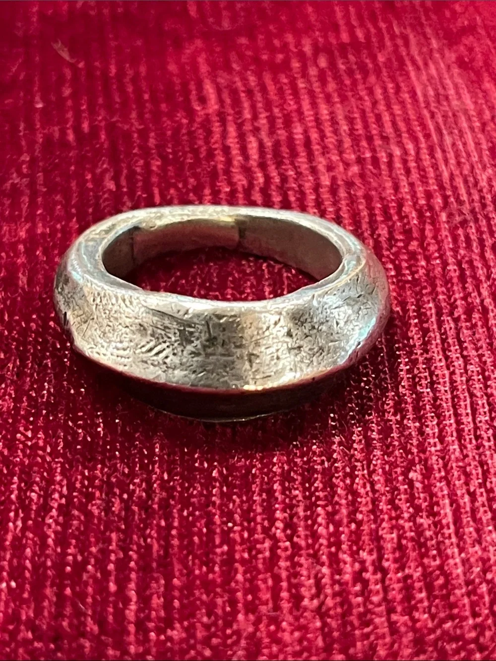 Vintage Silver-Tone Textured Men’s Ring 10 1/4